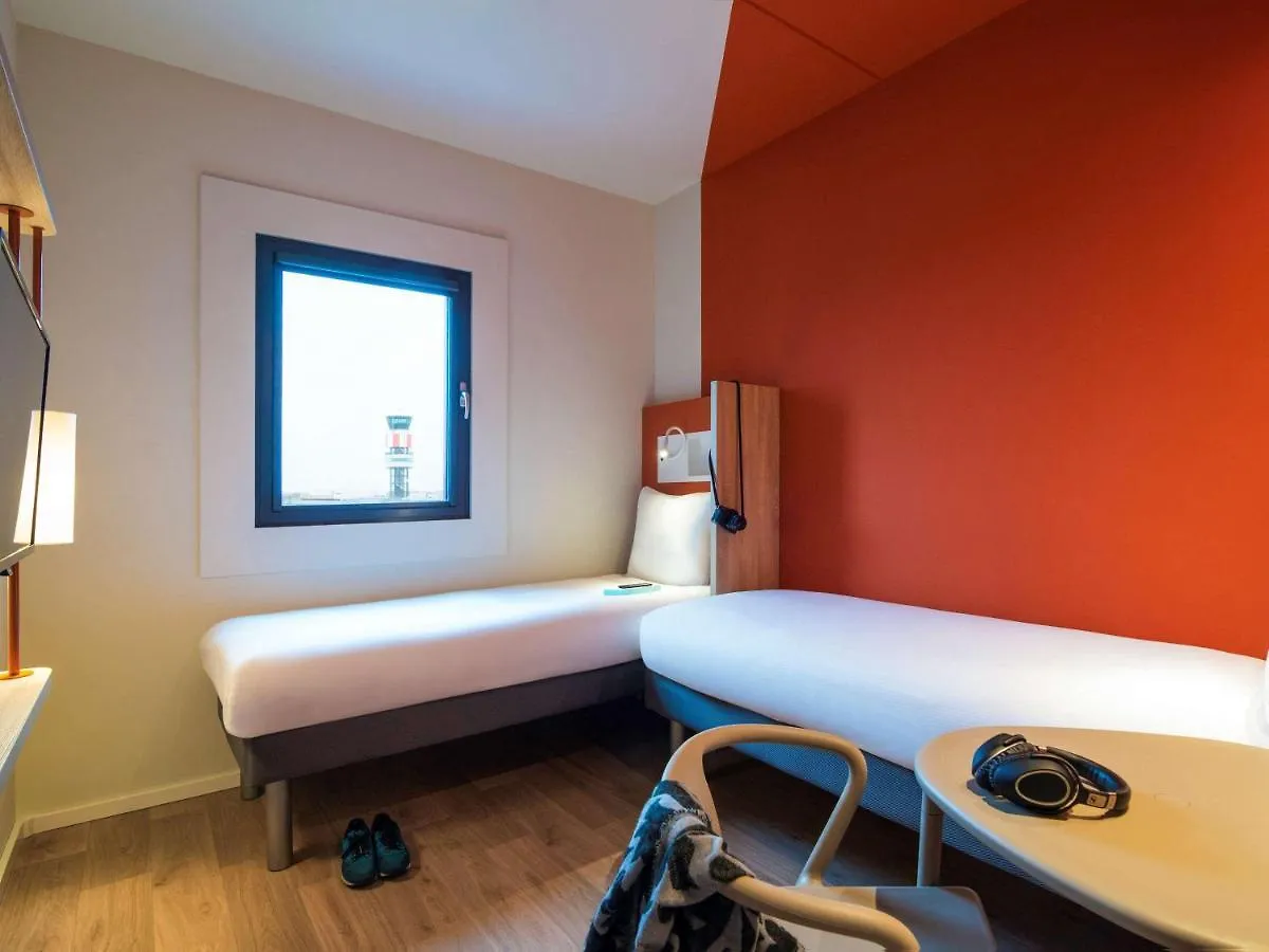 Ibis Budget Stein Maastricht Hotel